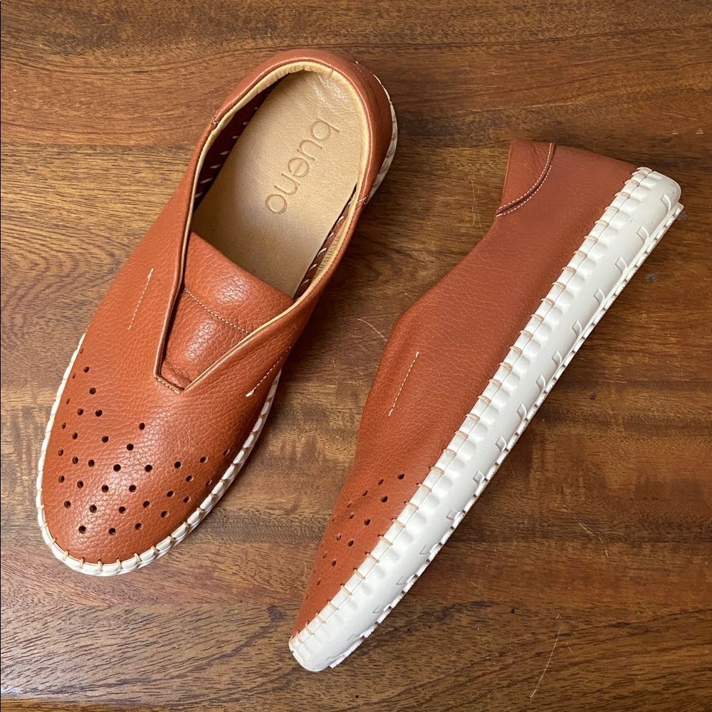 Anthropologie Denmark Bueno Women’s Leather Slip-On Sneakers in Tan- New